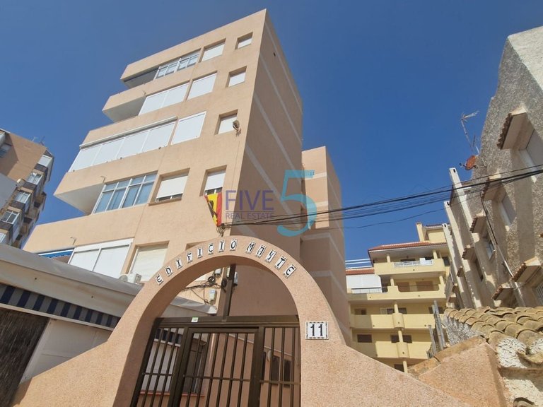 Apartment for Sale in Alicante, Valencia 1