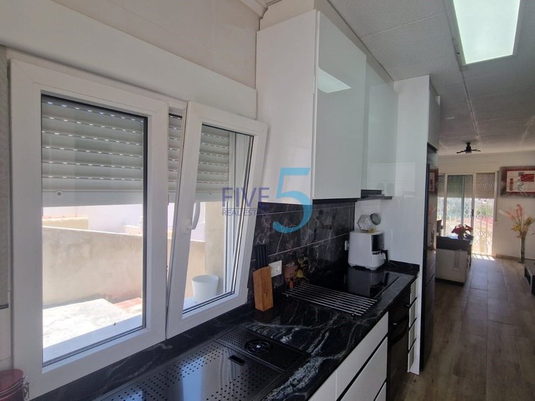 Villa for Sale in Alicante, Valencia 12