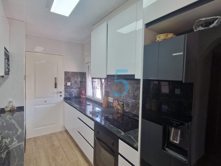 Villa for Sale in Alicante, Valencia 16