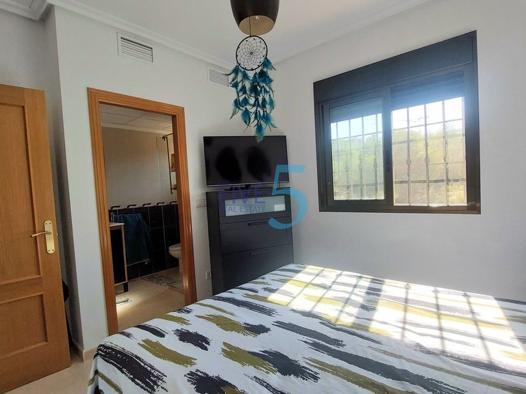 Villa for Sale in Alicante, Valencia 15