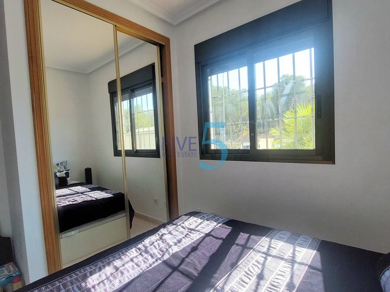 Villa for Sale in Alicante, Valencia 22