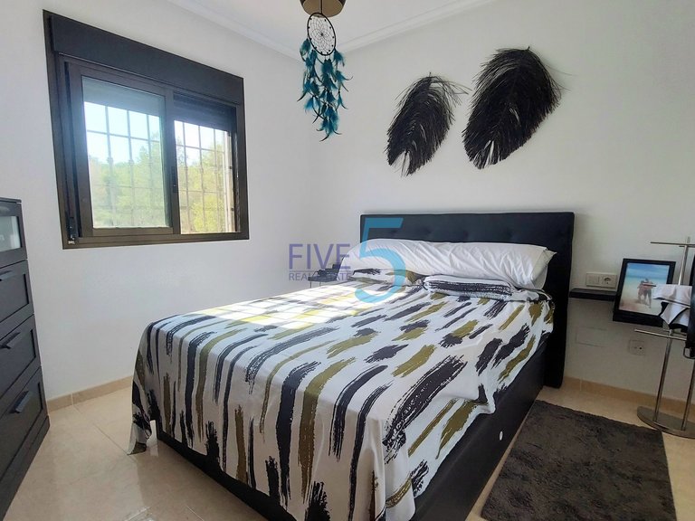 Villa for Sale in Alicante, Valencia 16