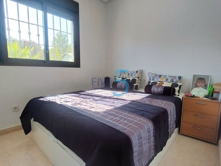 Villa for Sale in Alicante, Valencia 20