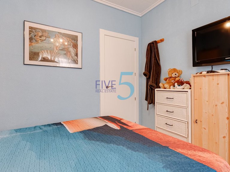 Villa for Sale in Alicante, Valencia 12