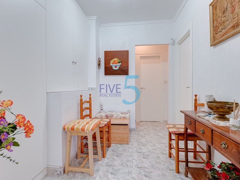 Villa for Sale in Alicante, Valencia 13