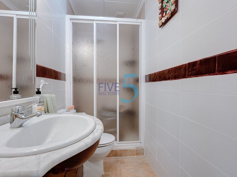 Villa for Sale in Alicante, Valencia 15