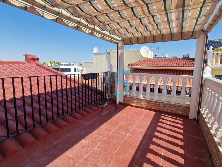 Villa for Sale in Alicante, Valencia 16