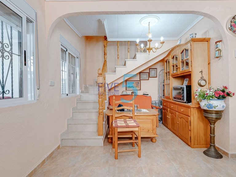 Villa for Sale in Alicante, Valencia 5