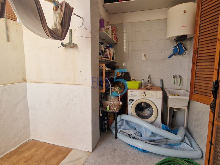 Apartment for Sale in Alicante, Valencia 18