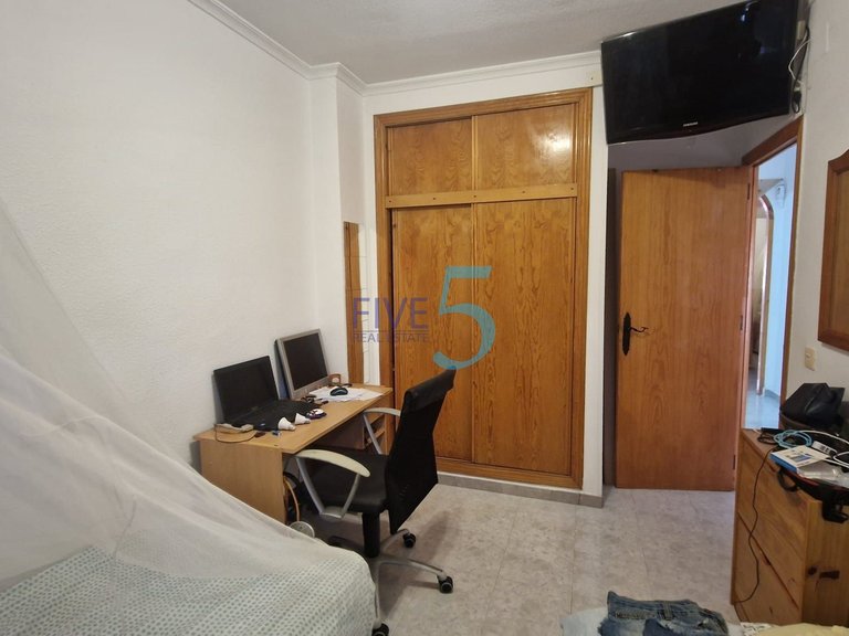 Apartment for Sale in Alicante, Valencia 15