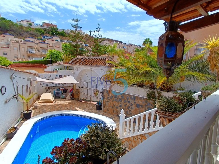 Villa for Sale in Alicante, Valencia 11