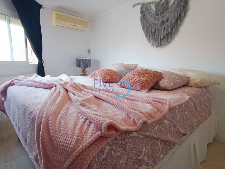 Villa for Sale in Alicante, Valencia 40