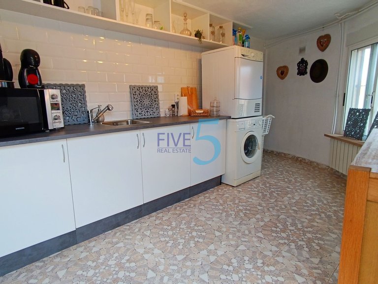 Villa for Sale in Alicante, Valencia 29