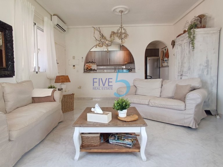 Villa for Sale in Alicante, Valencia 23