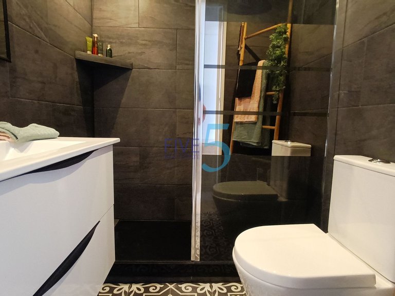 Villa for Sale in Alicante, Valencia 38