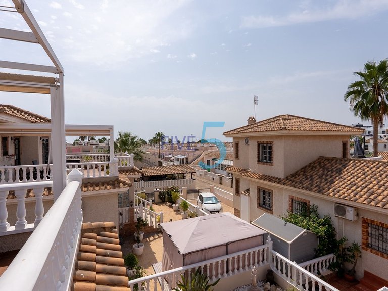 Villa for Sale in Alicante, Valencia 27