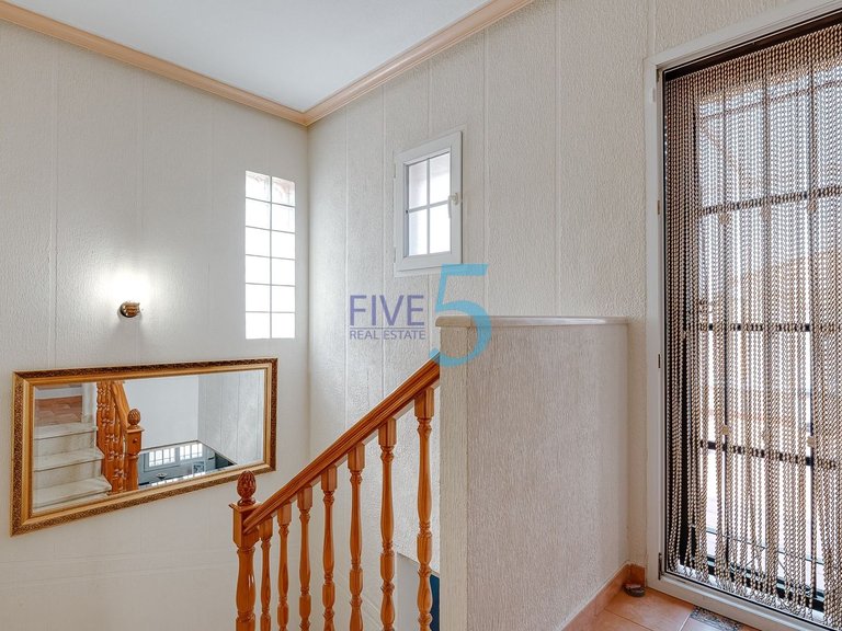 Villa for Sale in Alicante, Valencia 24