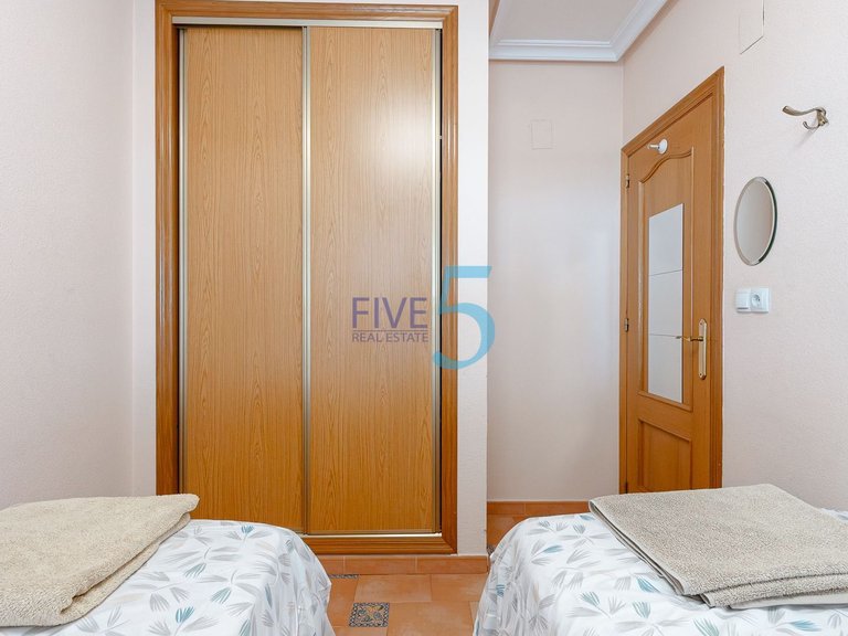 Villa for Sale in Alicante, Valencia 20
