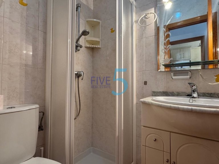 Villa for Sale in Alicante, Valencia 12
