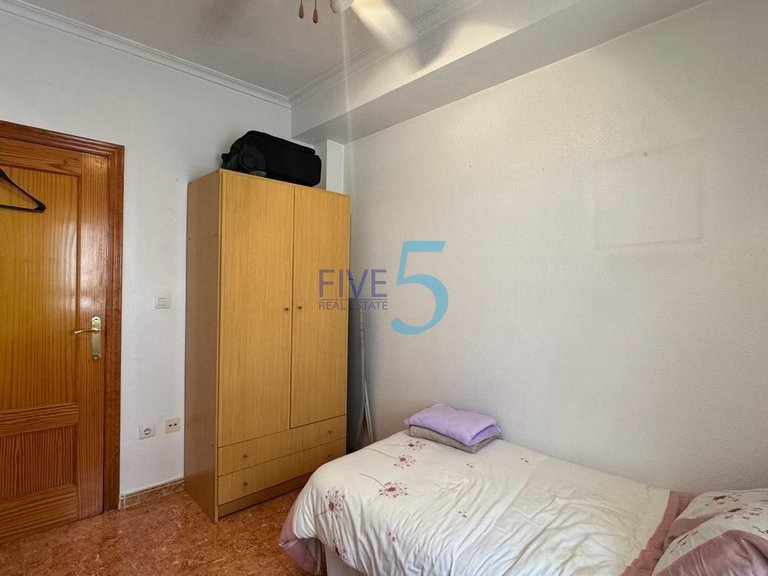 Villa for Sale in Alicante, Valencia 9