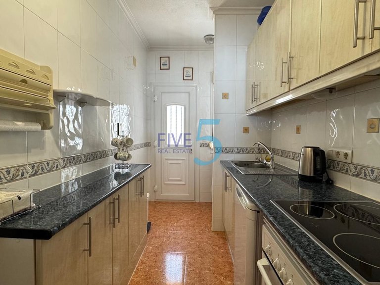 Villa for Sale in Alicante, Valencia 3
