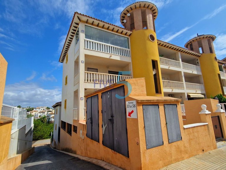 Apartment for Sale in Alicante, Valencia 4
