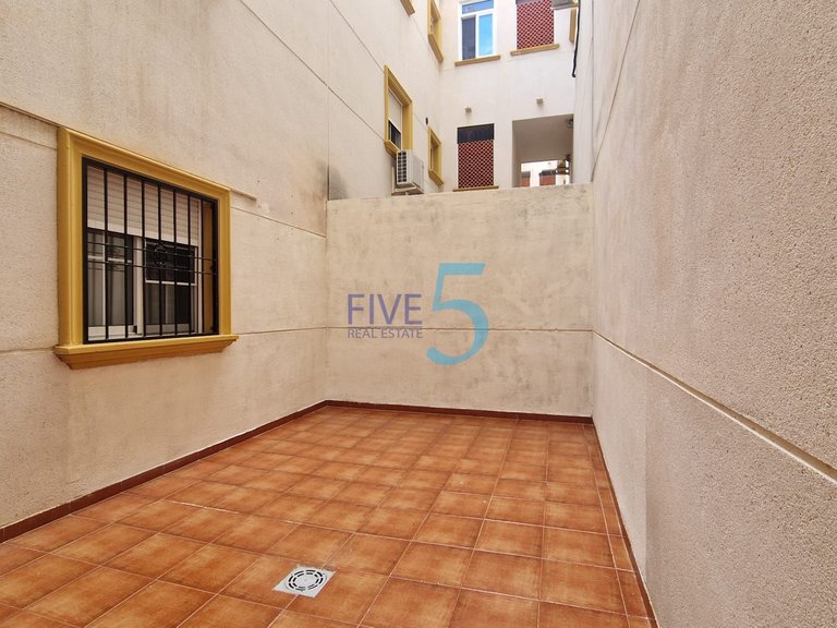 Apartment for Sale in Alicante, Valencia 27