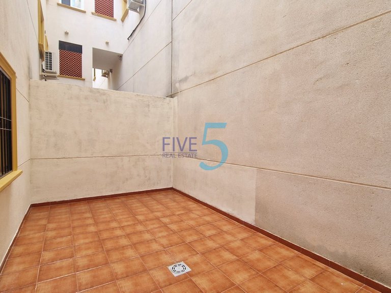 Apartment for Sale in Alicante, Valencia 28