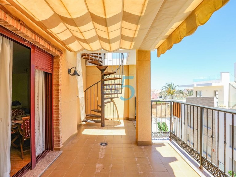 Penthouse for Sale in Alicante, Valencia 11