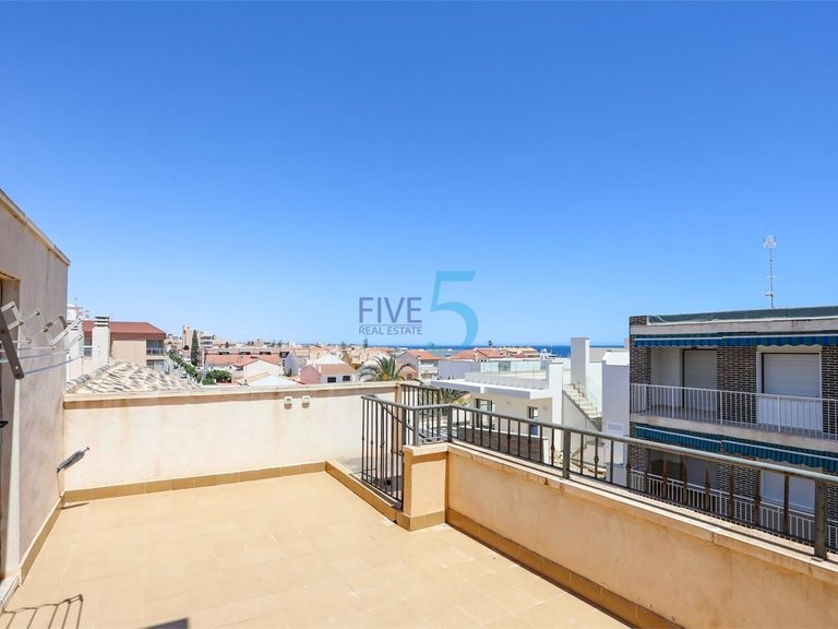 Penthouse for Sale in Alicante, Valencia 13