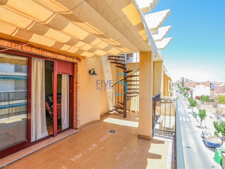 Penthouse for Sale in Alicante, Valencia 10