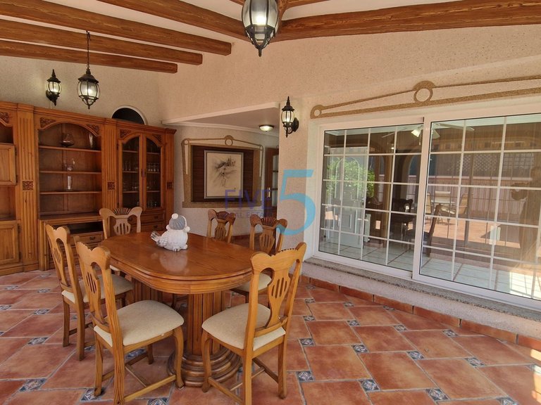 Villa for Sale in Alicante, Valencia 17