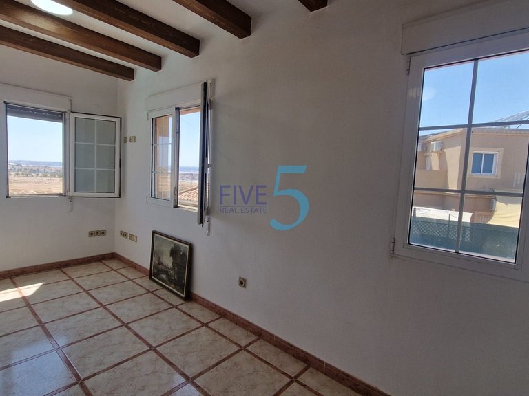 Villa for Sale in Alicante, Valencia 34