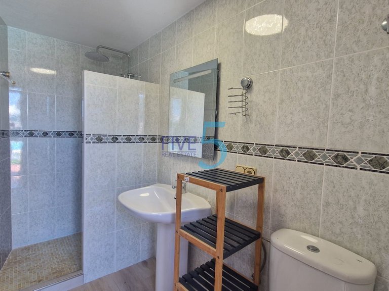 Villa for Sale in Alicante, Valencia 24