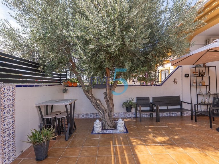 Villa for Sale in Alicante, Valencia 2