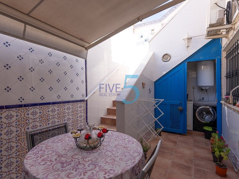 Villa for Sale in Alicante, Valencia 15
