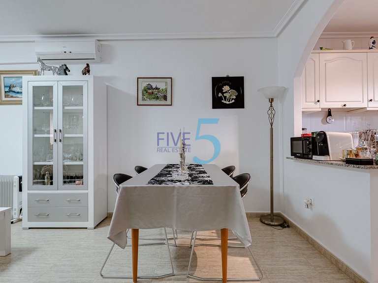 Villa for Sale in Alicante, Valencia 6