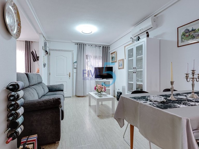 Villa for Sale in Alicante, Valencia 5