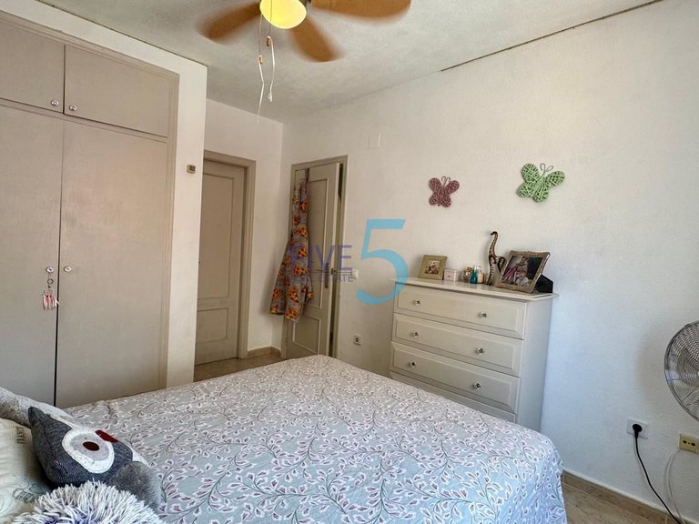 Villa for Sale in Alicante, Valencia 10