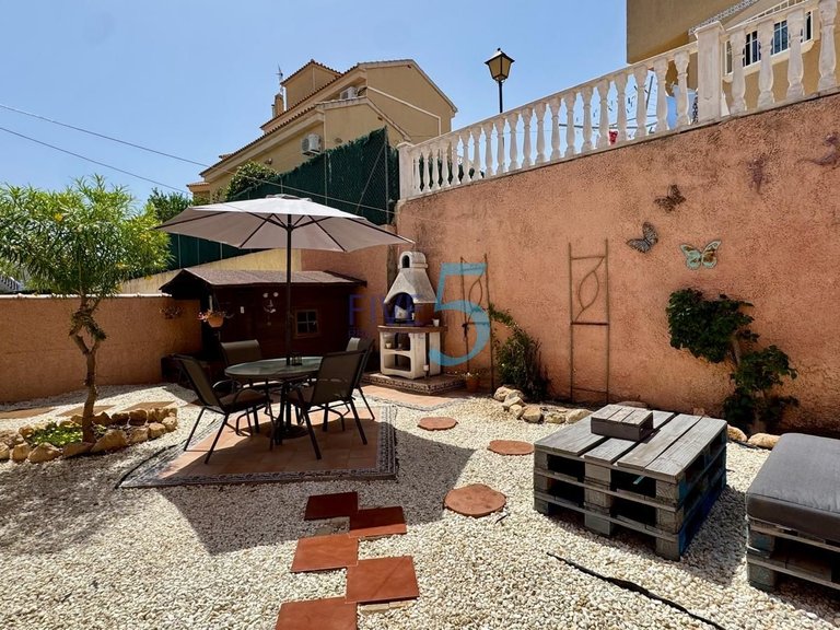 Villa for Sale in Alicante, Valencia 14