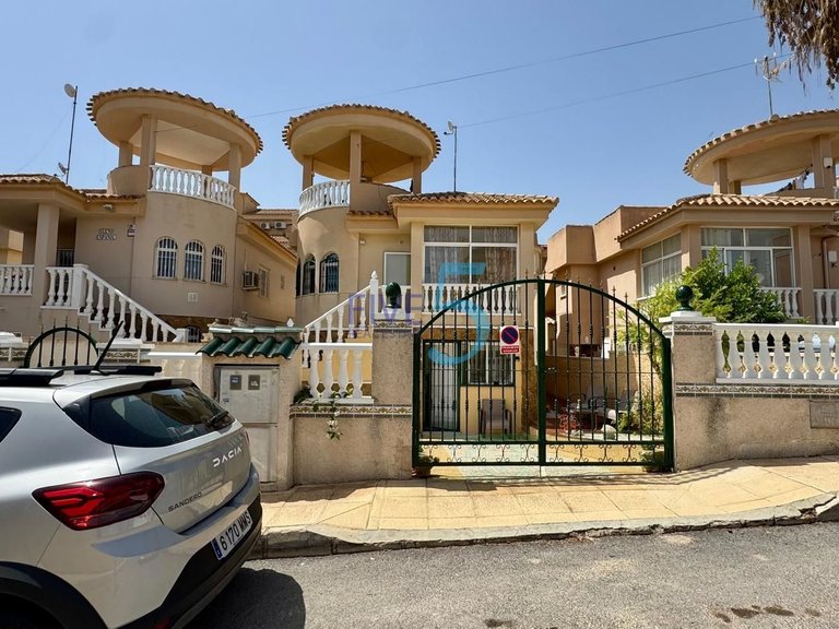 Villa for Sale in Alicante, Valencia 27