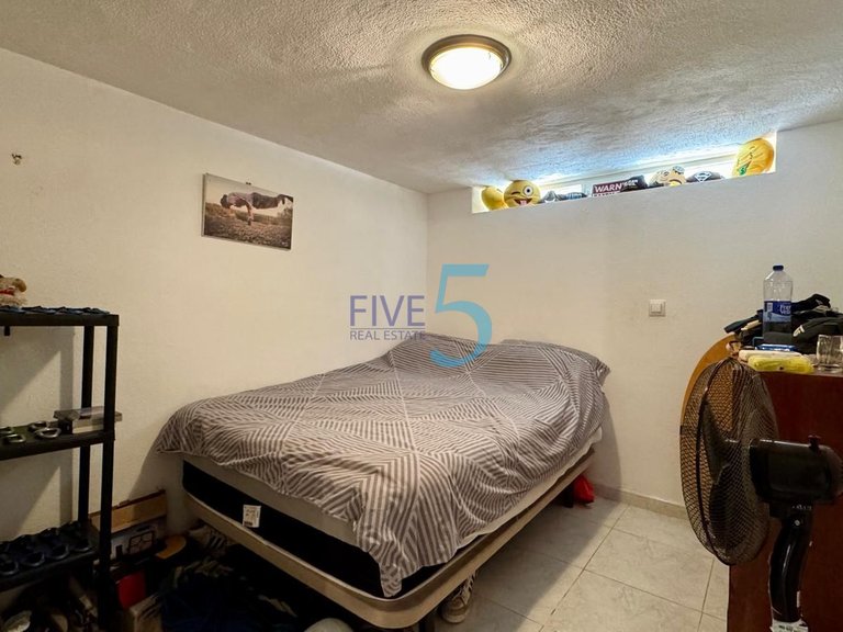Villa for Sale in Alicante, Valencia 25