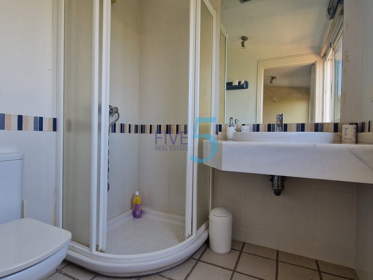Villa for Sale in Alicante, Valencia 29