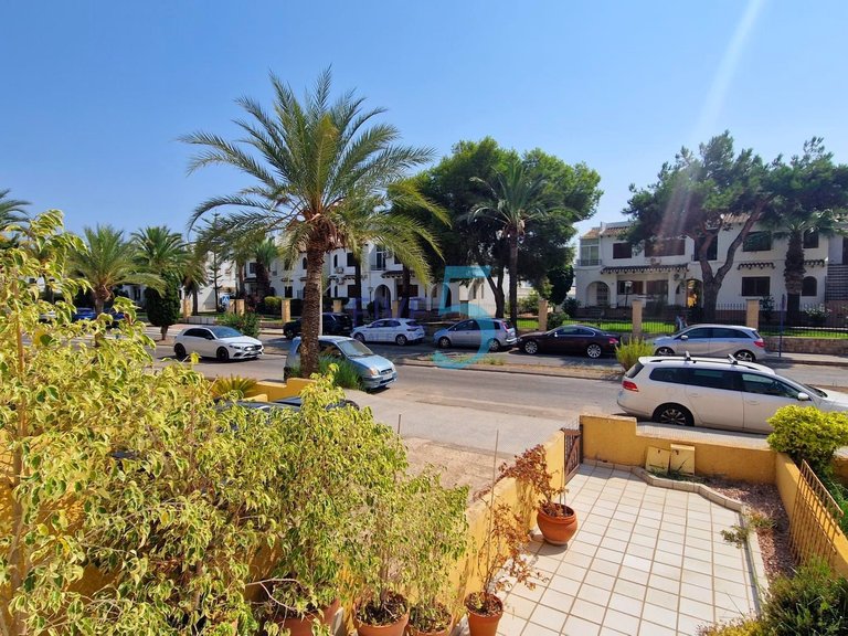 Villa for Sale in Alicante, Valencia 31