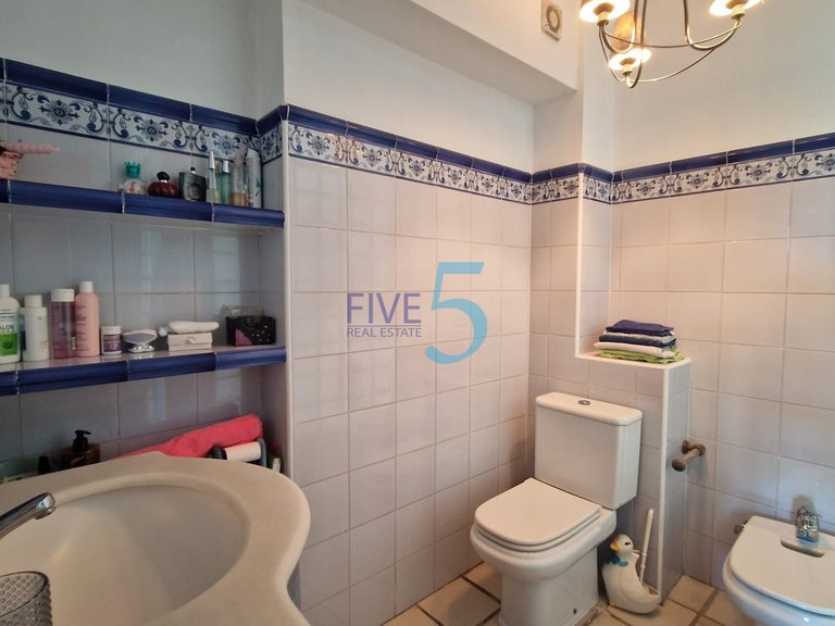 Villa for Sale in Alicante, Valencia 18