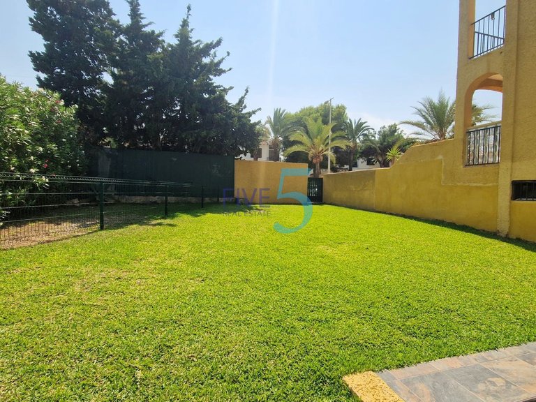 Villa for Sale in Alicante, Valencia 40