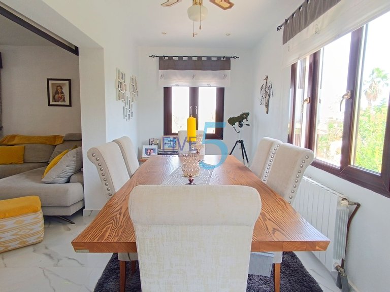 Villa for Sale in Alicante, Valencia 20