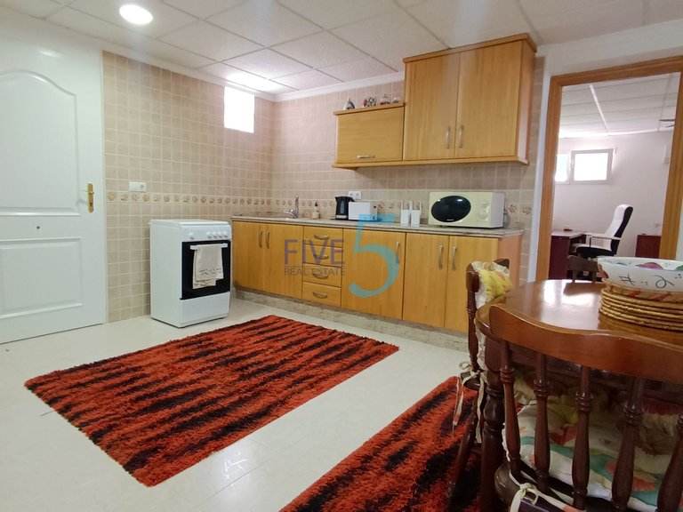 Villa for Sale in Alicante, Valencia 35