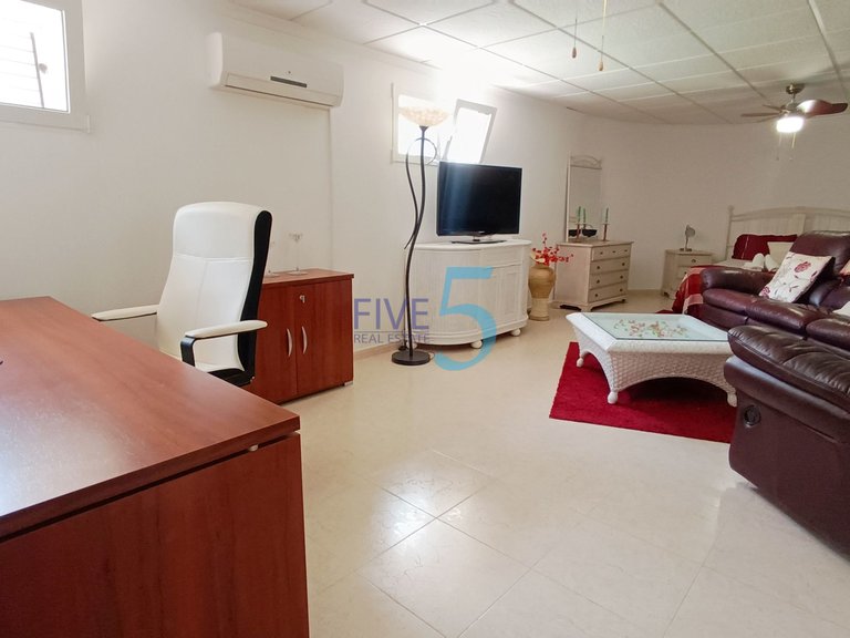Villa for Sale in Alicante, Valencia 38