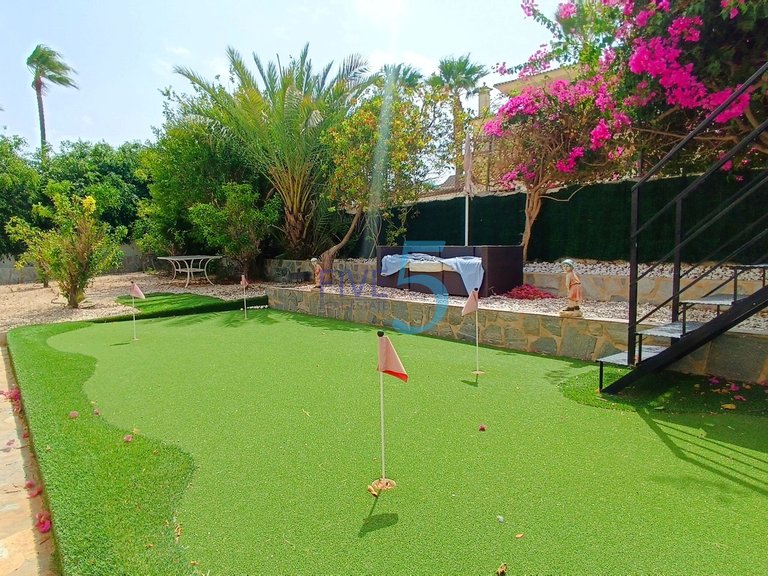 Villa for Sale in Alicante, Valencia 11